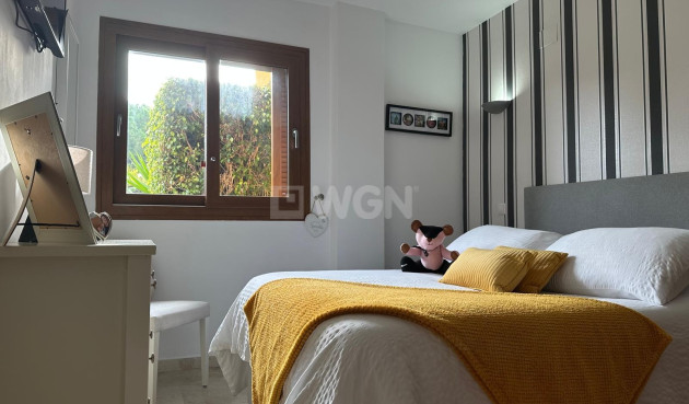 Resale - Apartment / flat - Punta Prima - Costa Blanca