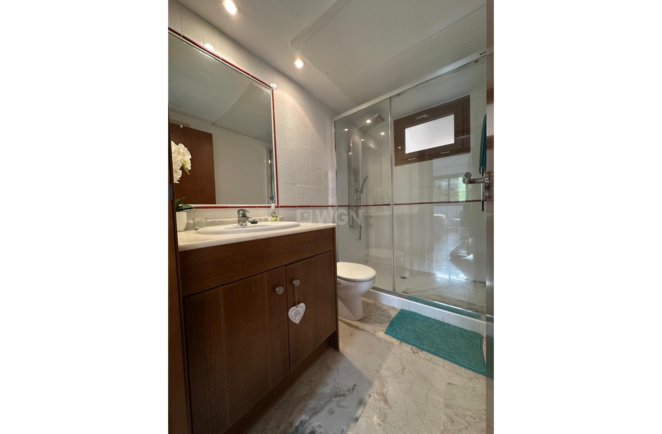 Resale - Apartment / flat - Punta Prima - Costa Blanca