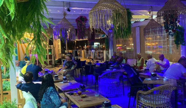 Resale - Apartment / flat - Punta Prima - Costa Blanca