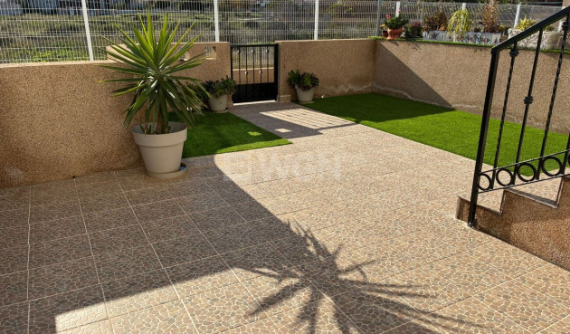 Resale - Apartment / flat - Punta Prima - Costa Blanca