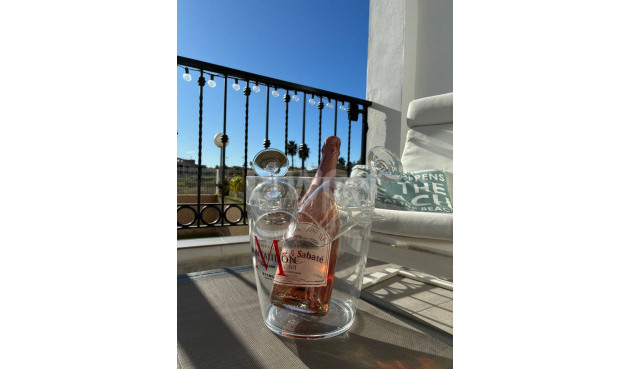 Resale - Apartment / flat - Punta Prima - Costa Blanca