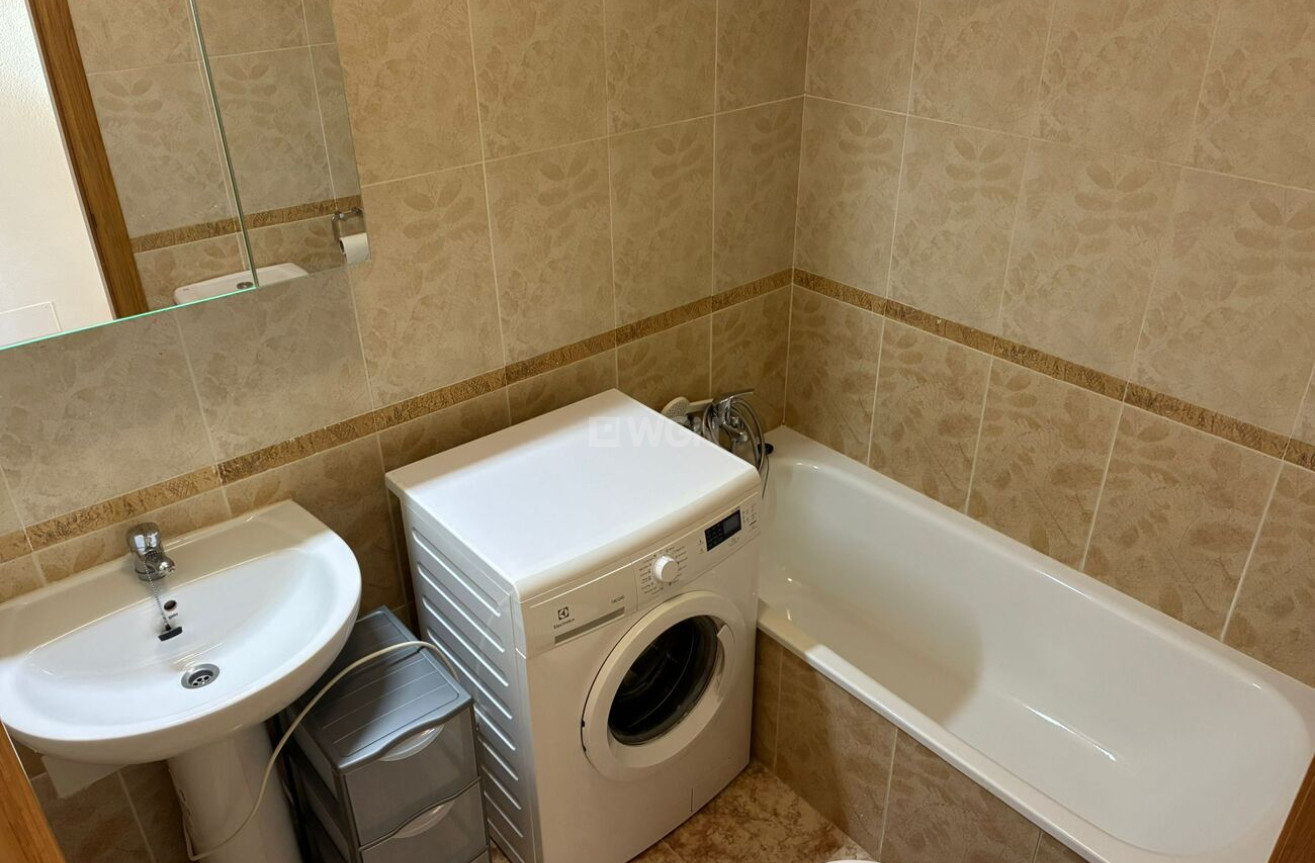 Resale - Apartment / flat - Punta Prima - Costa Blanca