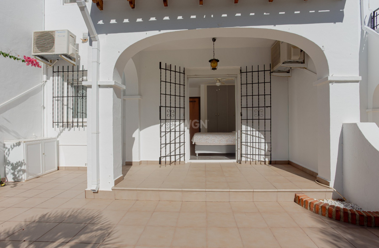 Resale - Villa - Orihuela Costa - Costa Blanca