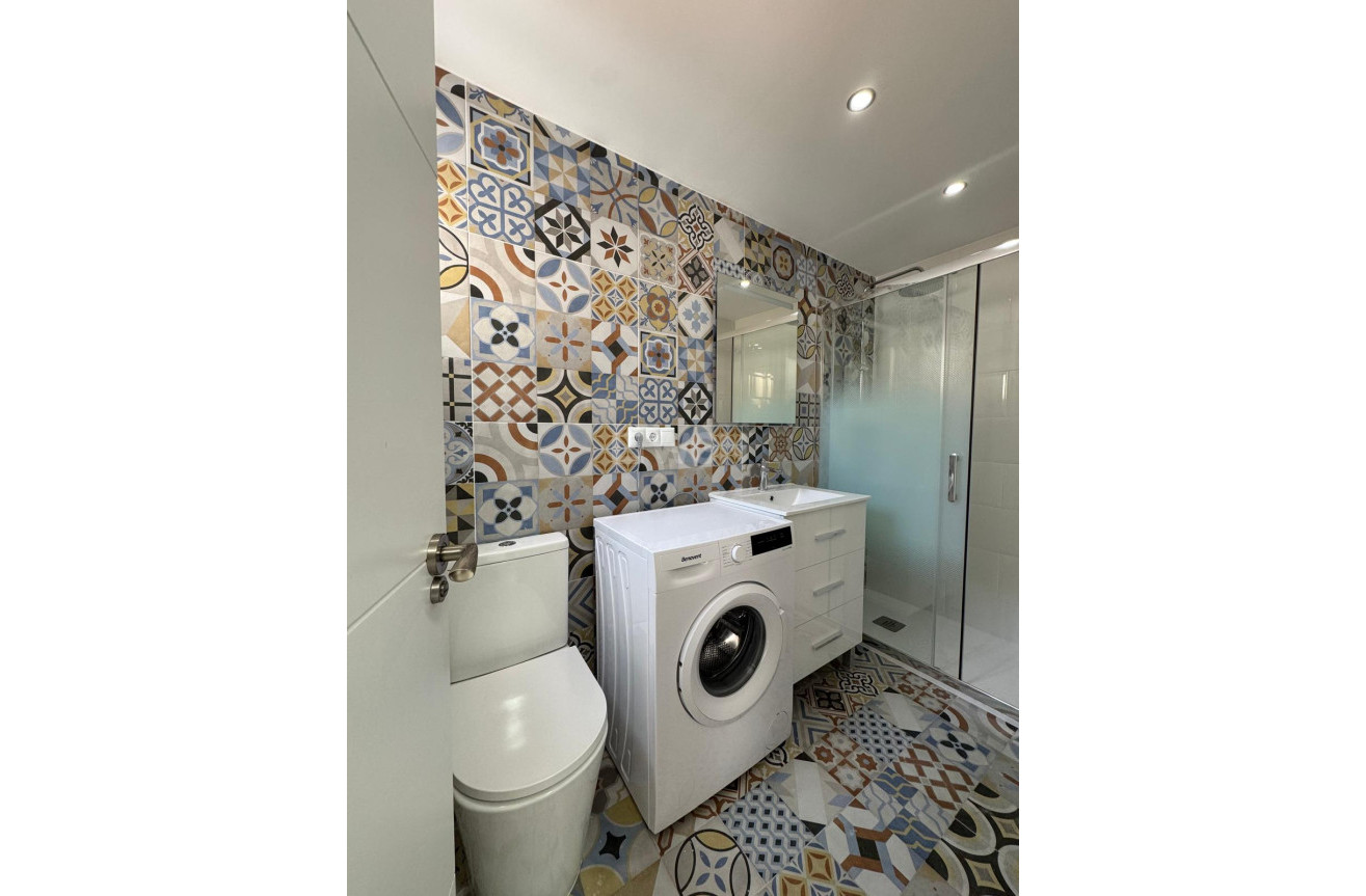 Resale - Apartment / flat - Torrevieja - Costa Blanca