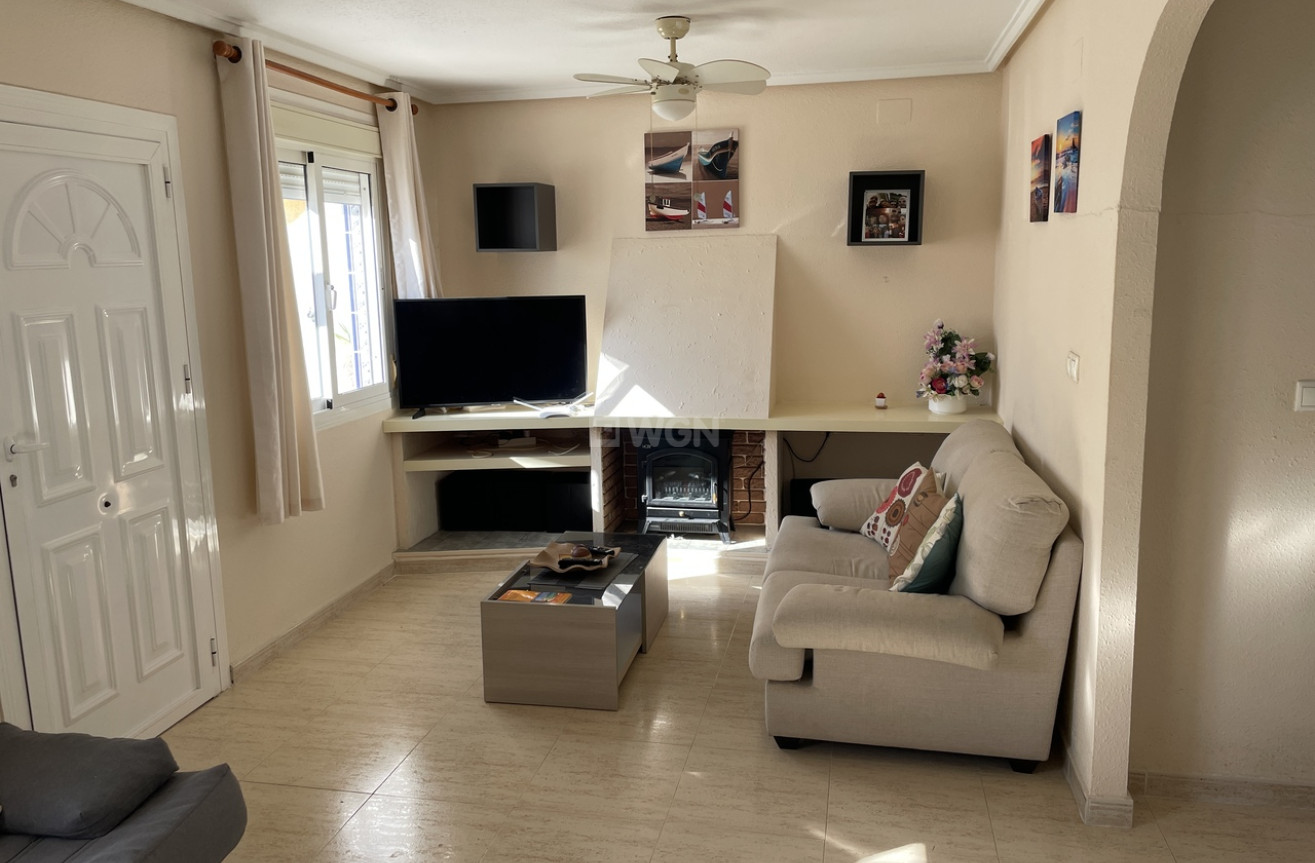 Resale - Townhouse - Camposol - Inland