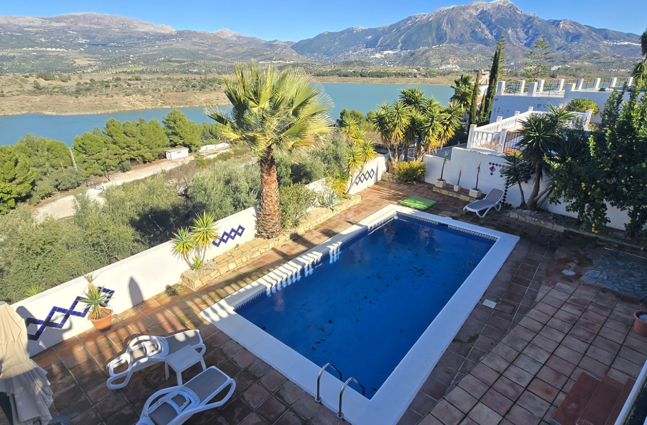 Resale - Villa - Vinuela - Inland