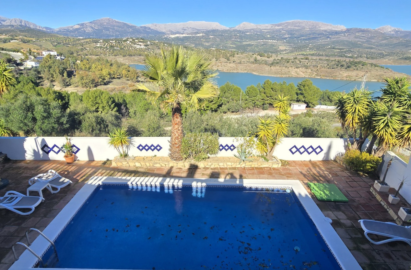 Resale - Villa - Vinuela - Inland