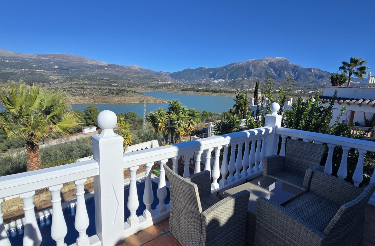 Resale - Villa - Vinuela - Inland