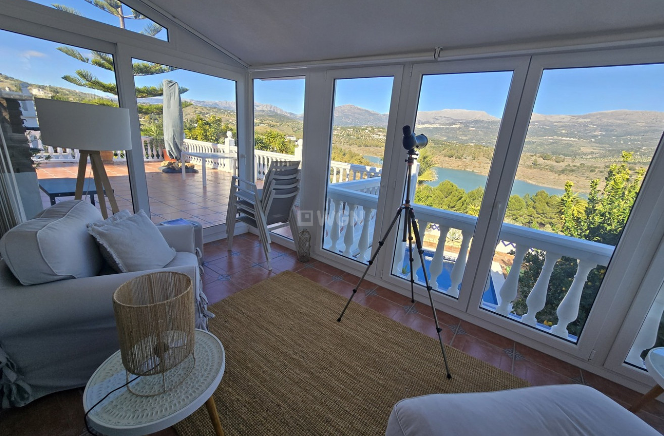 Resale - Villa - Vinuela - Inland