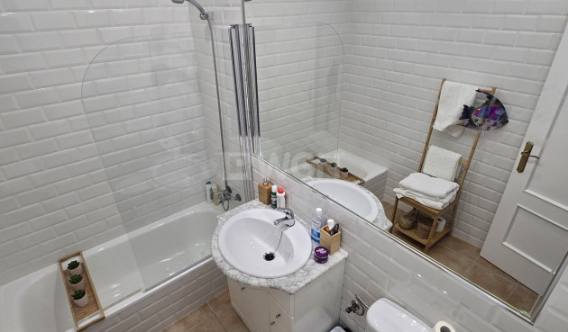 Resale - Villa - Vinuela - Inland