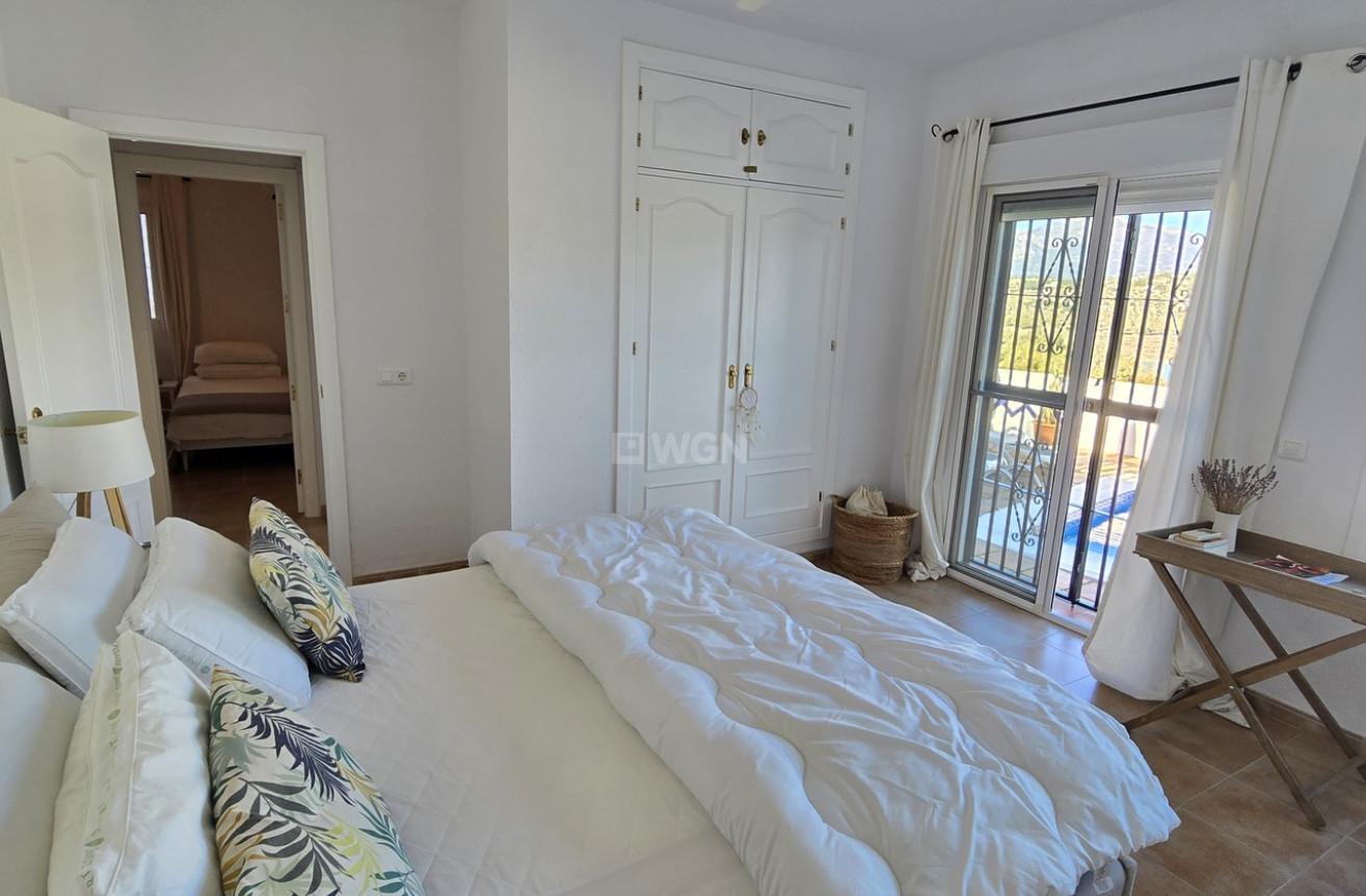 Resale - Villa - Vinuela - Inland