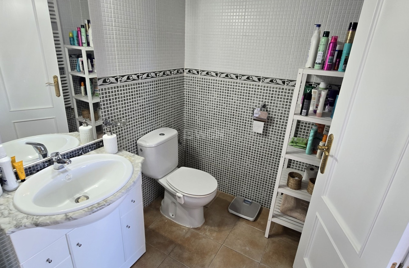 Resale - Villa - Vinuela - Inland