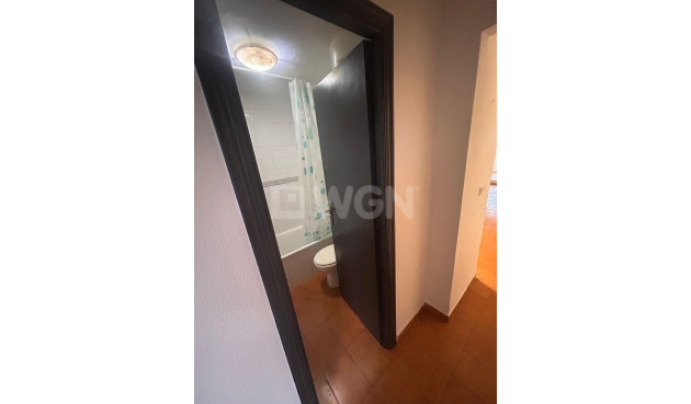 Resale - Apartment / flat - Torrevieja - La Veleta