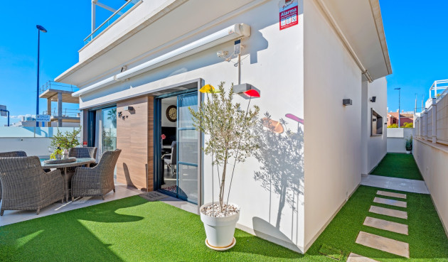 Odsprzedaż - Villa - Los Alcázares - Costa Calida