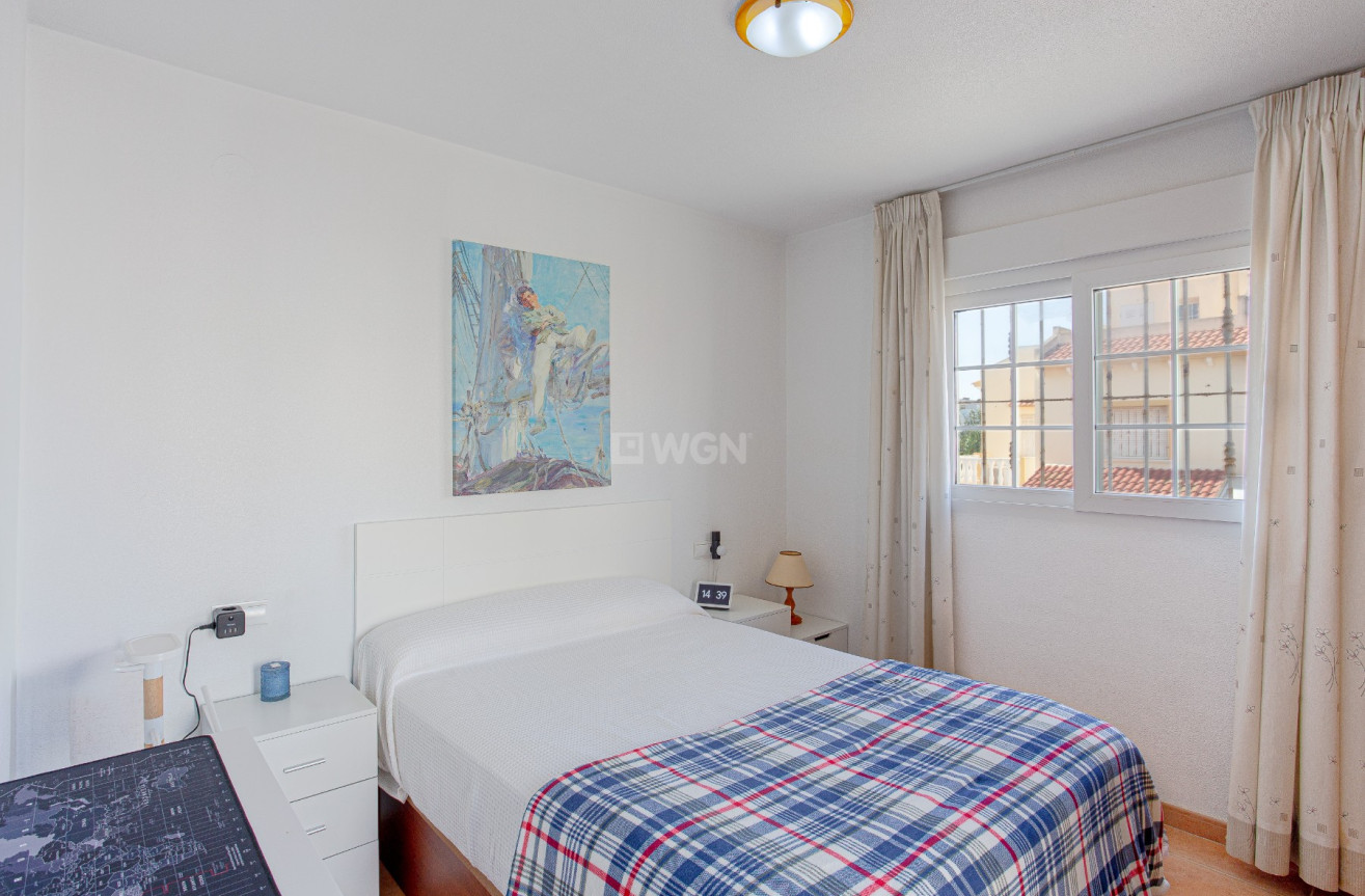 Odsprzedaż - Villa - Pilar de la Horadada - Costa Blanca