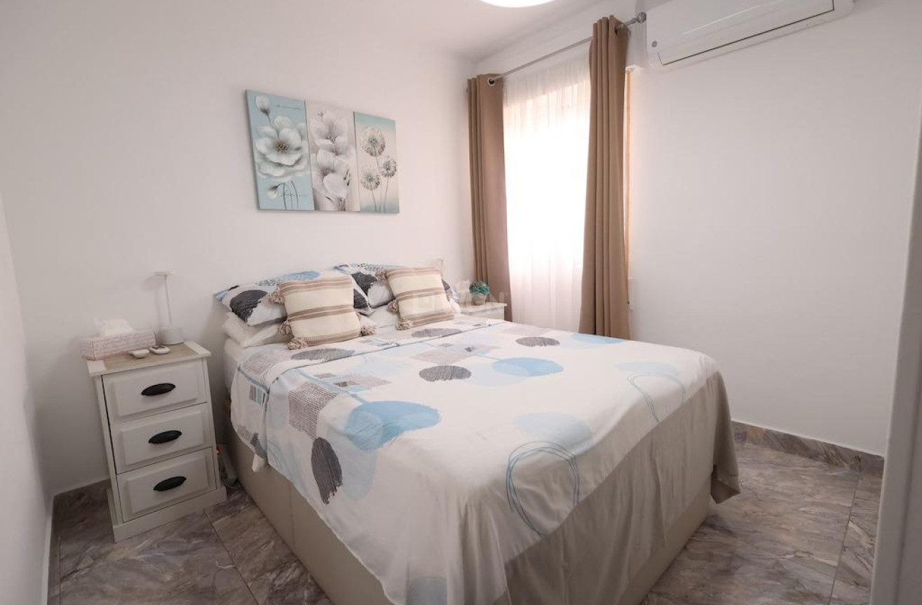 Odsprzedaż - Bungalow - Torrevieja - Costa Blanca