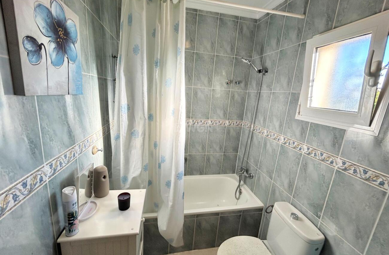 Resale - Townhouse - Villamartin - Costa Blanca