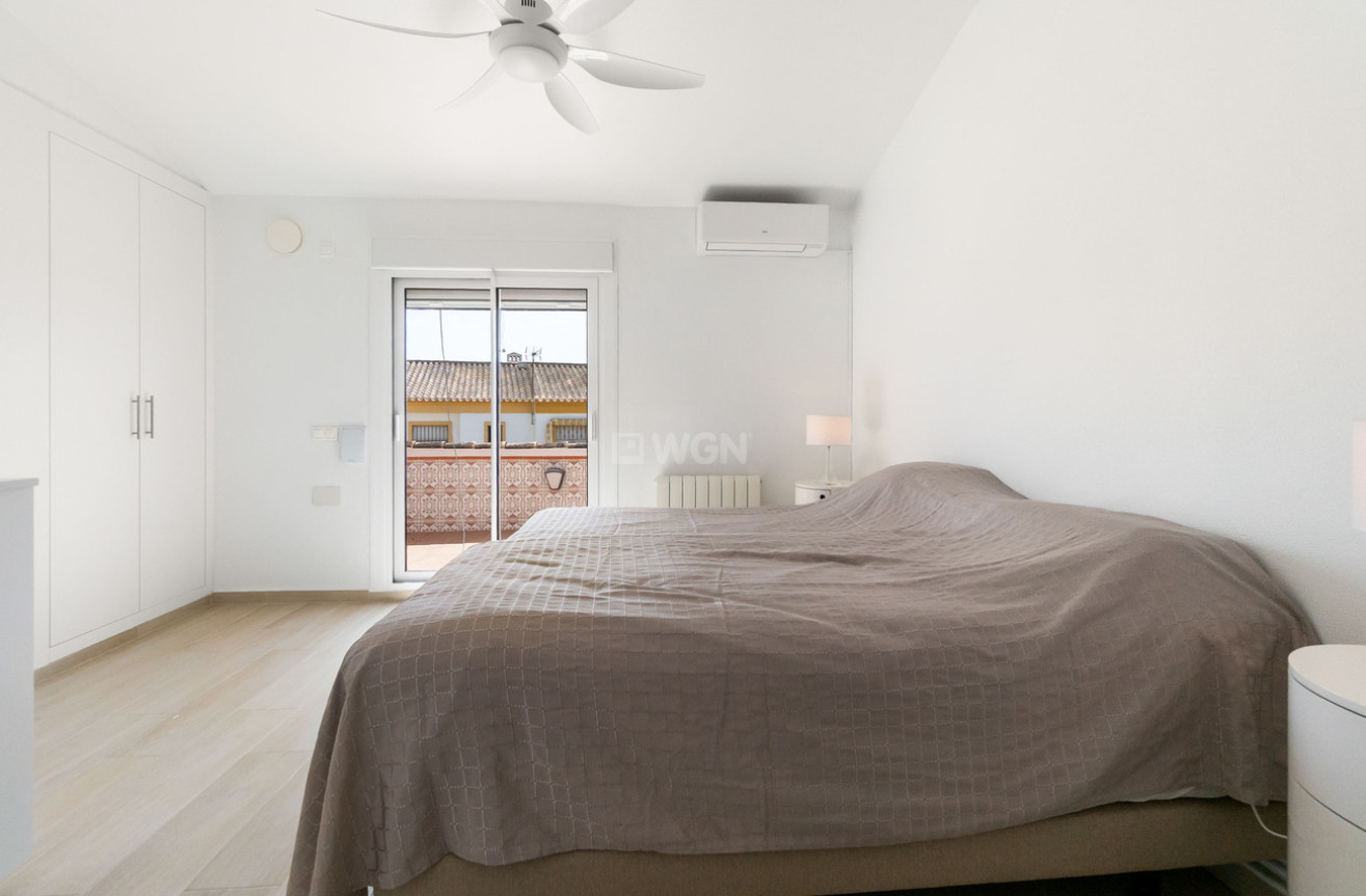 Odsprzedaż - Villa - Torre de la Horadada - Costa Blanca