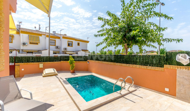 Odsprzedaż - Villa - Torre de la Horadada - Costa Blanca