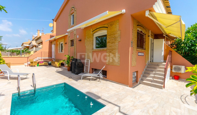 Odsprzedaż - Villa - Torre de la Horadada - Costa Blanca