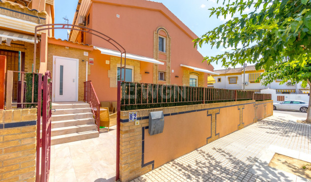 Odsprzedaż - Villa - Torre de la Horadada - Costa Blanca