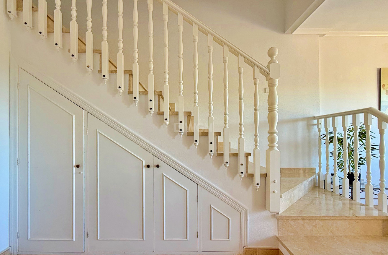 Odsprzedaż - Kamienica - Orihuela - Inland