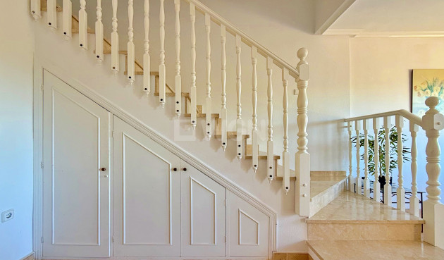 Odsprzedaż - Kamienica - Orihuela - Inland