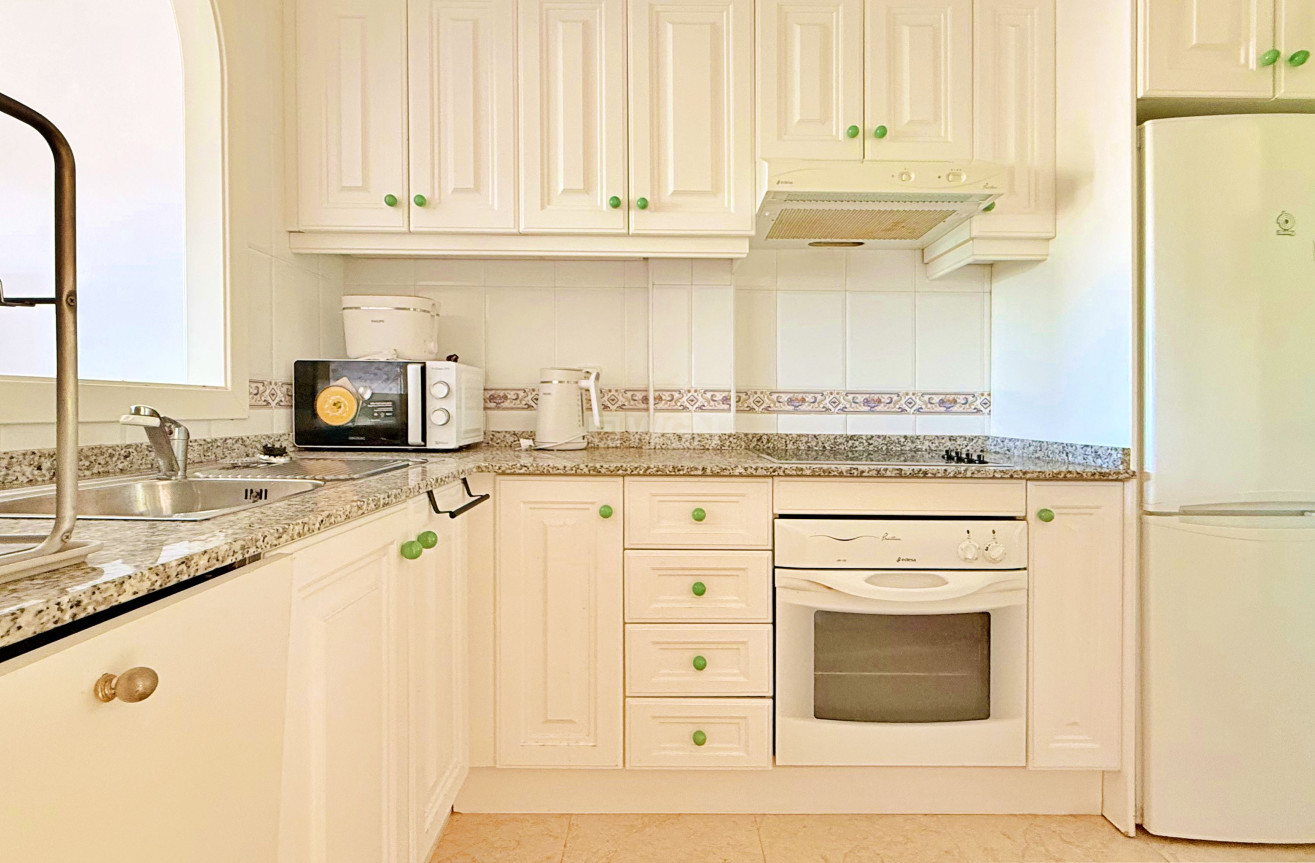 Odsprzedaż - Kamienica - Orihuela - Inland