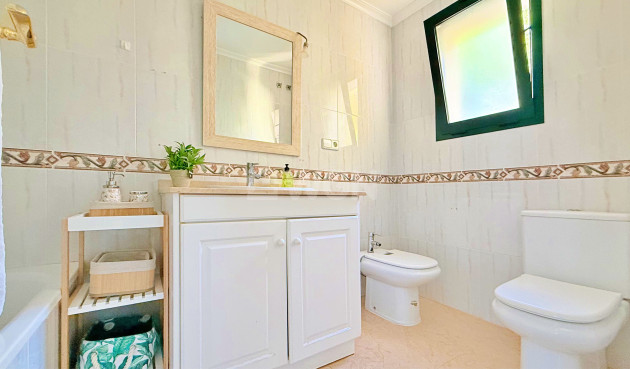 Odsprzedaż - Kamienica - Orihuela - Inland