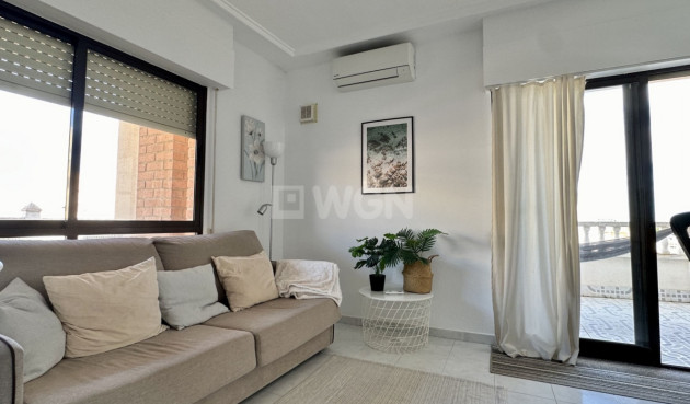 Odsprzedaż - Mieszkanie w bloku - Torrevieja - Costa Blanca