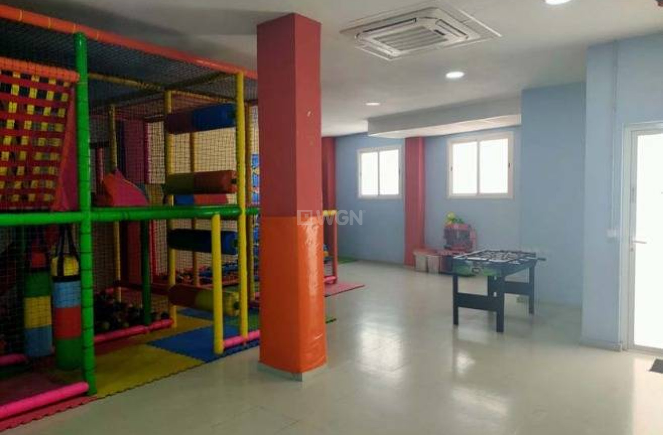 Reventa - Comercial - Murcia - Barrio Del Carmen