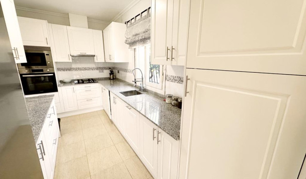 Reventa - Villa - Lo Santiago - Inland