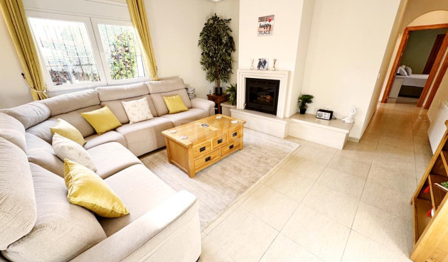 Reventa - Villa - Lo Santiago - Inland