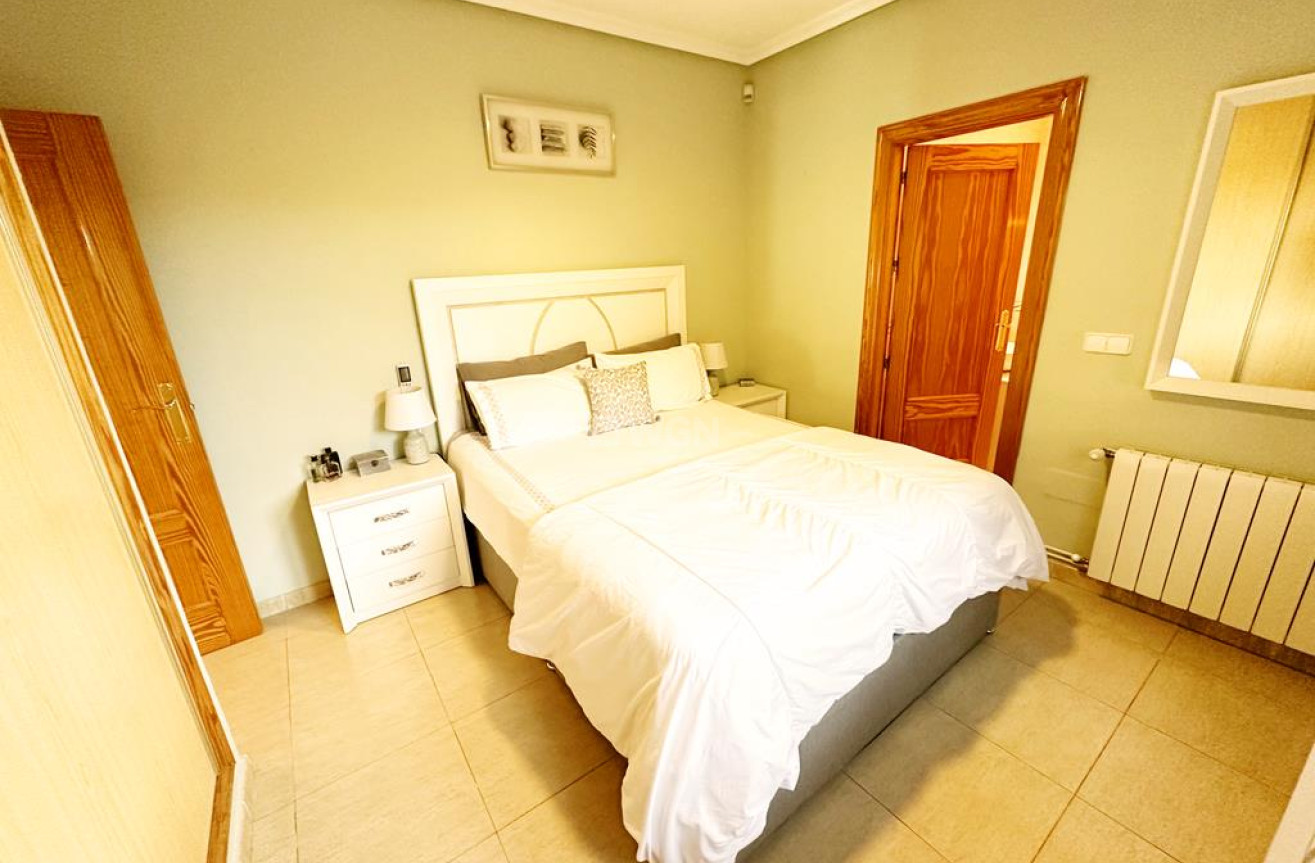 Reventa - Villa - Lo Santiago - Inland