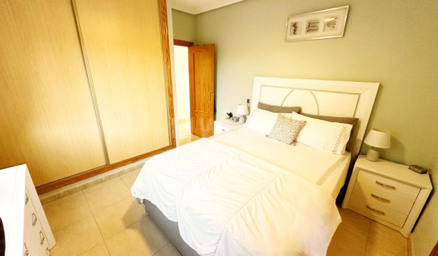 Reventa - Villa - Lo Santiago - Inland