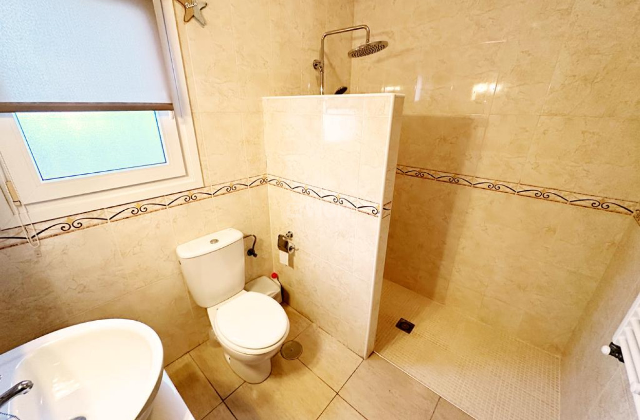 Reventa - Villa - Lo Santiago - Inland