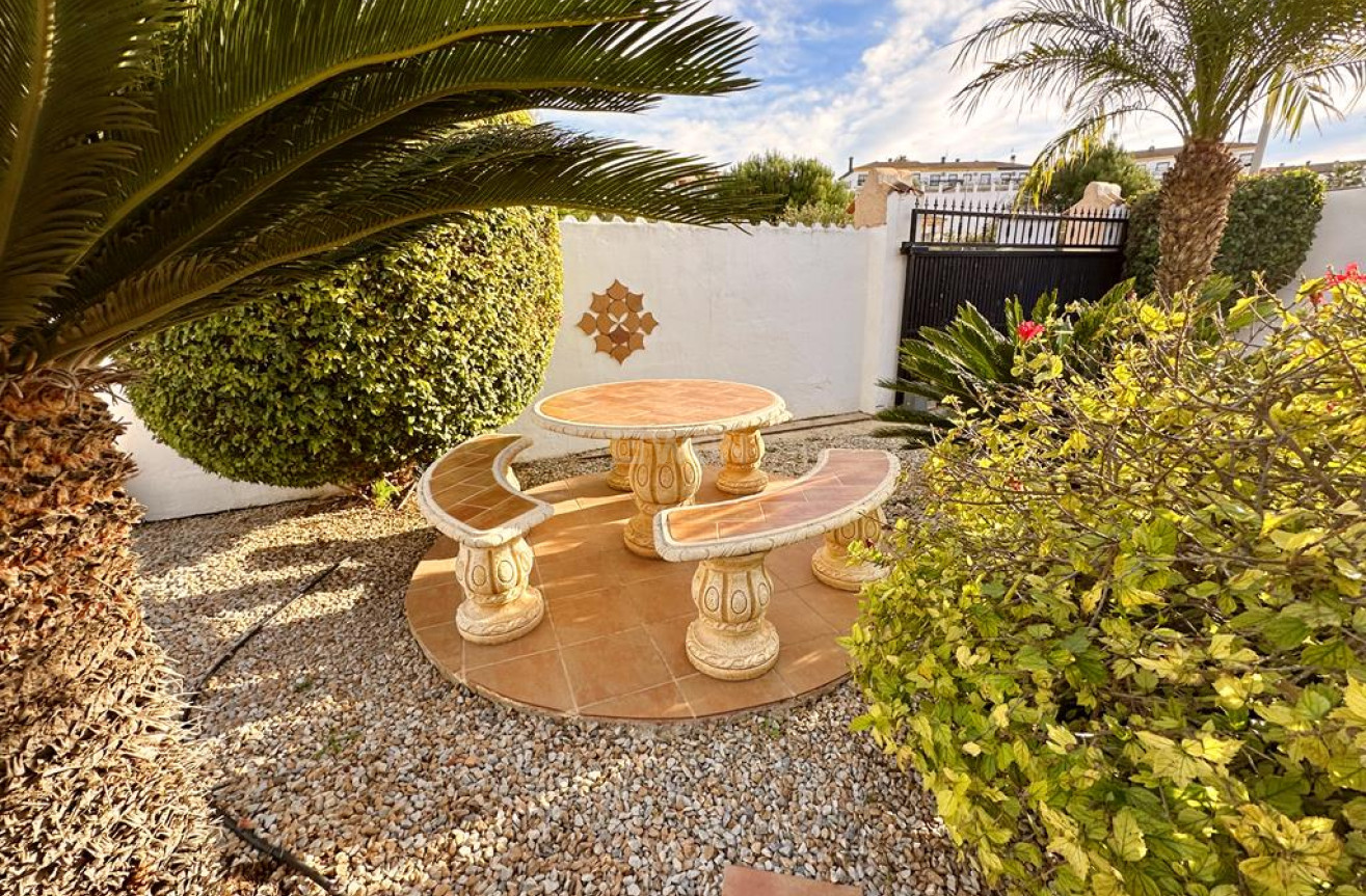 Reventa - Villa - Lo Santiago - Inland