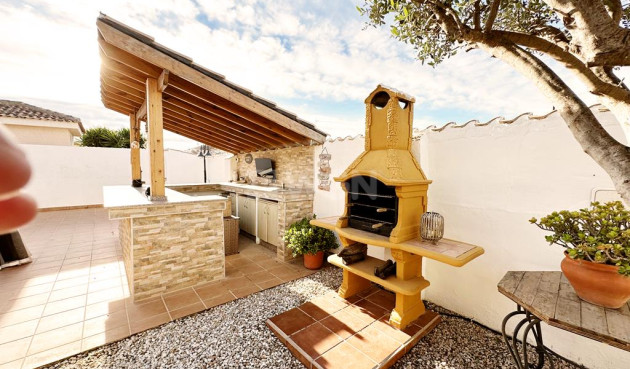 Reventa - Villa - Lo Santiago - Inland