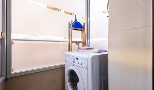 Resale - Apartment / flat - Torrevieja - Centro