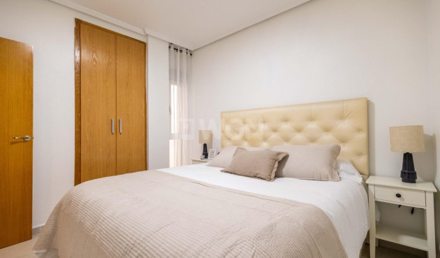 Resale - Apartment / flat - Torrevieja - Centro