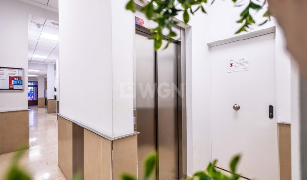 Resale - Apartment / flat - Torrevieja - Centro