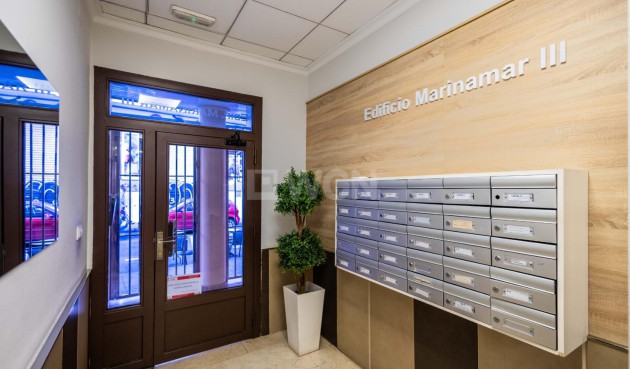 Resale - Apartment / flat - Torrevieja - Centro