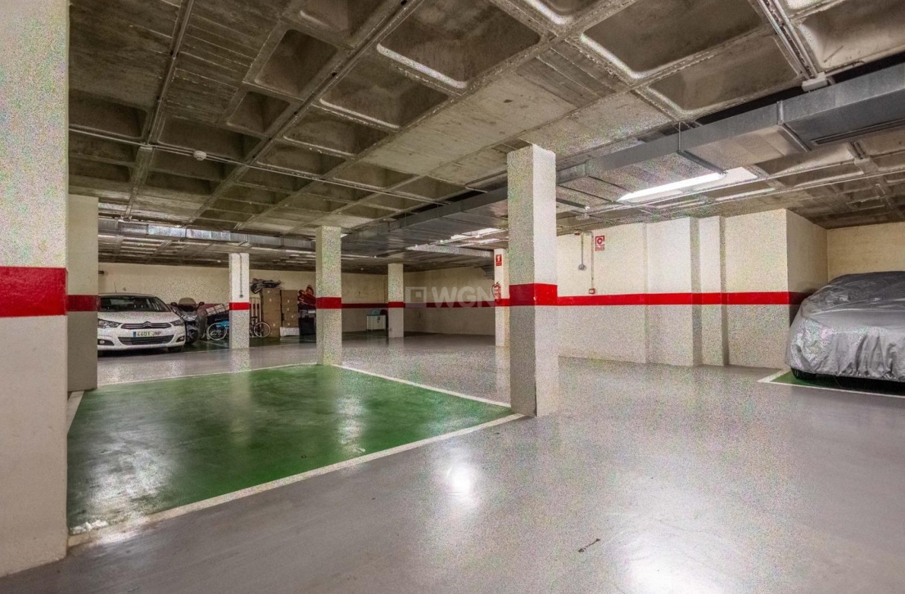 Resale - Apartment / flat - Torrevieja - Centro