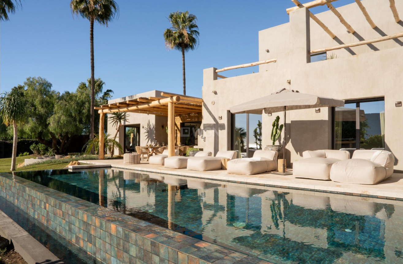 Resale - Villa - Estepona - Parque Selwo Aventura