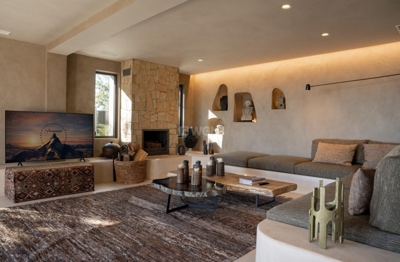 Resale - Villa - Estepona - Parque Selwo Aventura