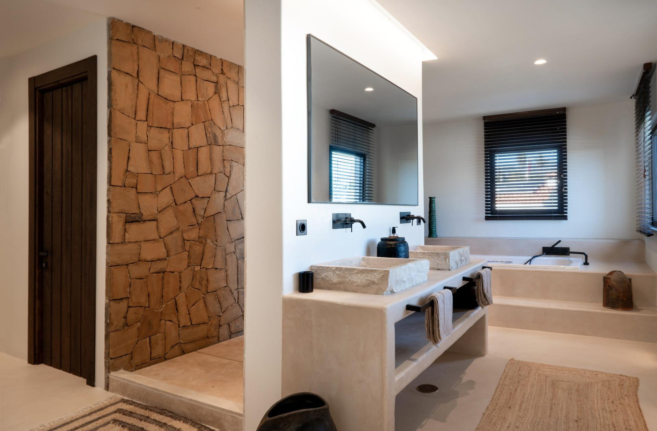 Resale - Villa - Estepona - Parque Selwo Aventura