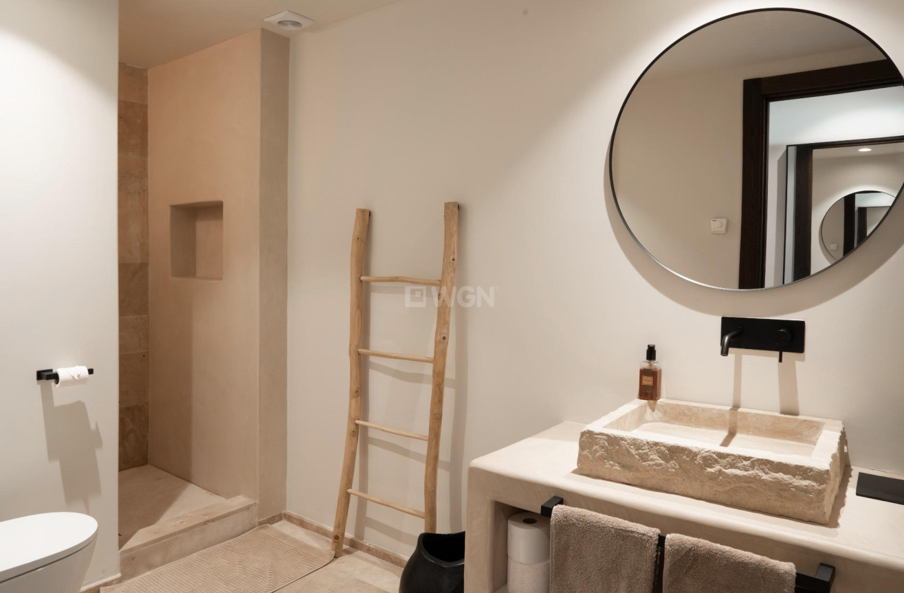 Resale - Villa - Estepona - Parque Selwo Aventura