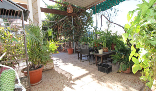 Resale - Casa con terreno - San Javier - El Mirador