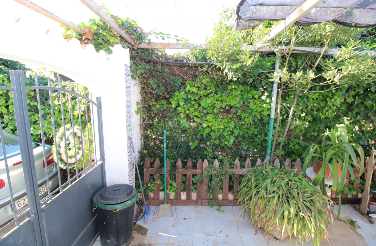 Resale - Casa con terreno - San Javier - El Mirador