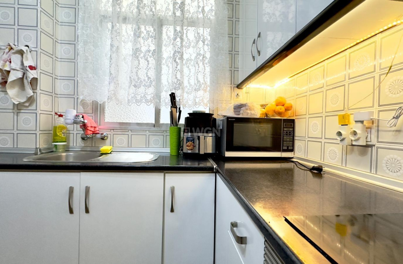 Resale - Commercial - Torrevieja - Playa De Los Naufragos